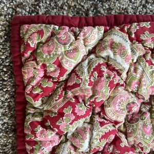 Pottery Barn Set of 2 standard size Shams “Georgia” pattern